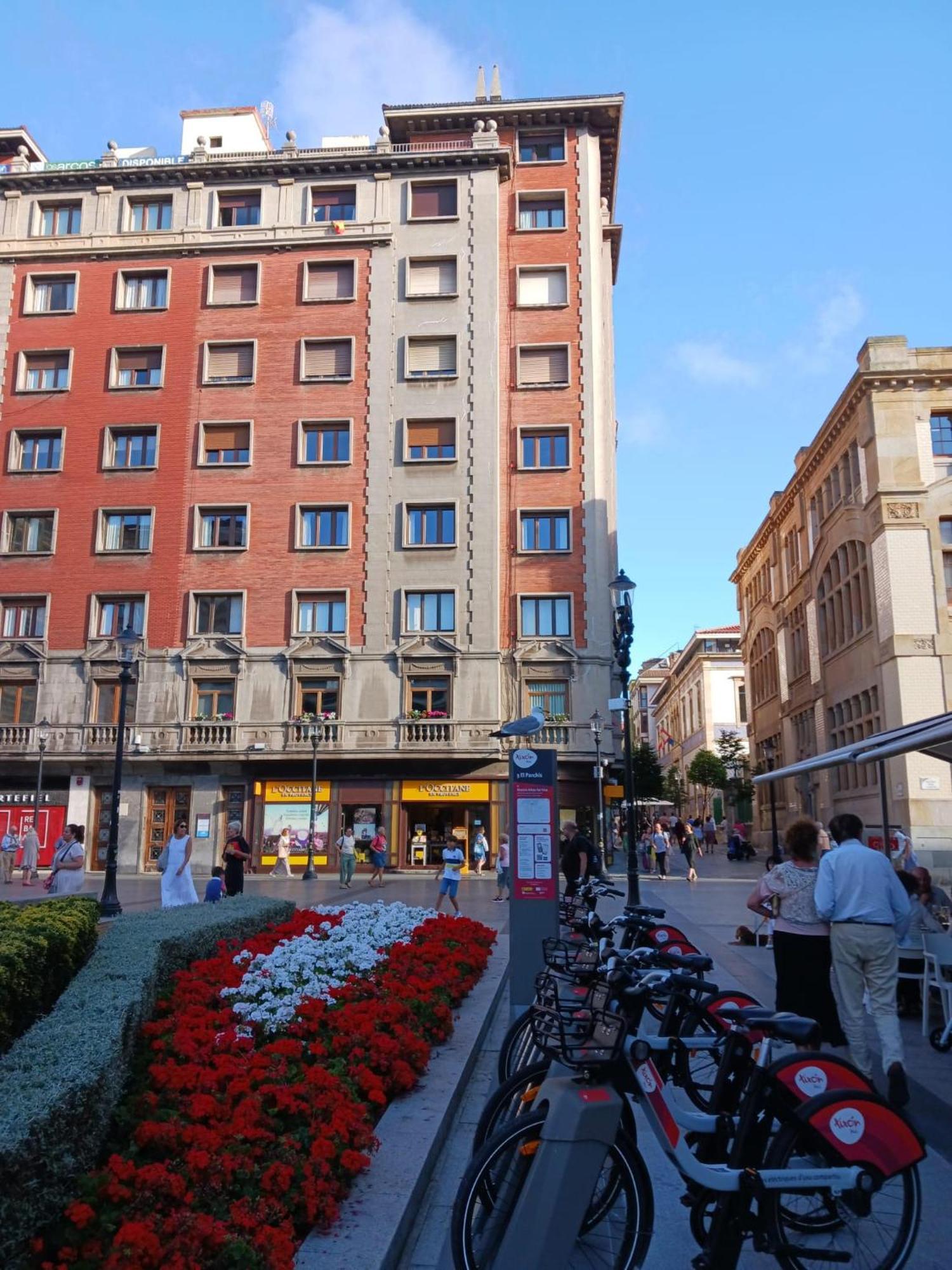 Apartament Bonito Piso En Gijon Centro Playa Zewnętrze zdjęcie
